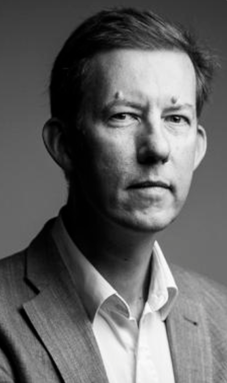 Portrait - Philippe Dewost